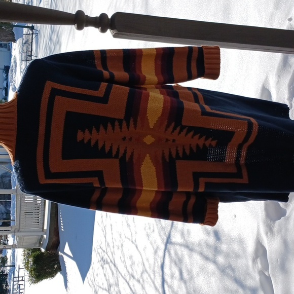 Pendleton Harding Cardigan - Picture 2 of 12